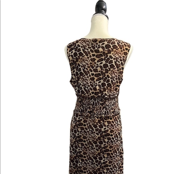 BCBG MAXAZRIA SLEEVELESS DRESS FULLY LINED SIZE LARGE - Picture 3 of 10